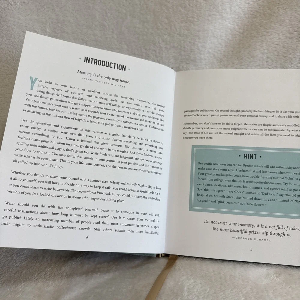 The Book‎ of Me A Do It Yourself Memoir Guided Journal Peter Pauper Press